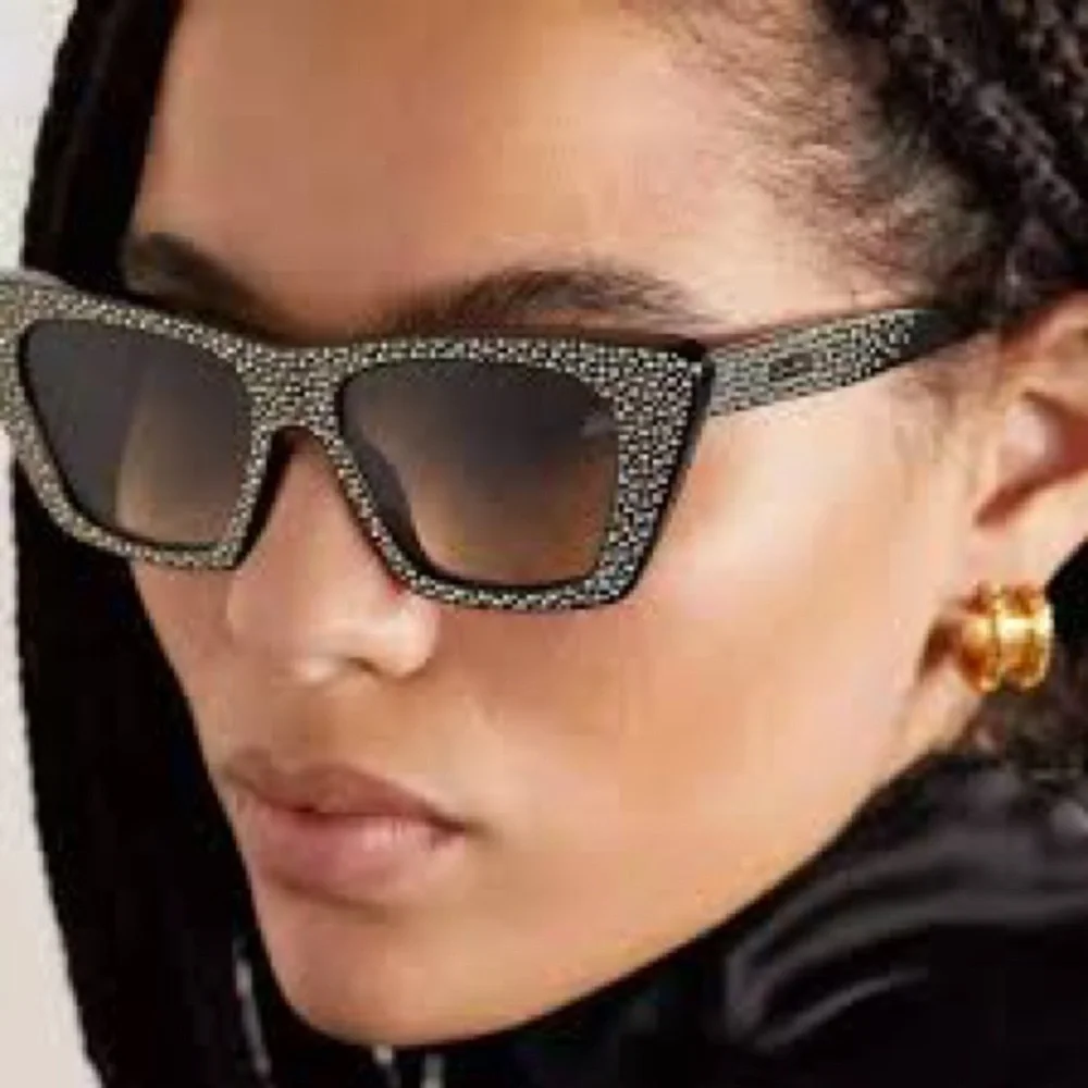 NEW!!! Celine CL4187IS 01 F sunglasses Authentic Retail 790$ - Picture 4 of 8
